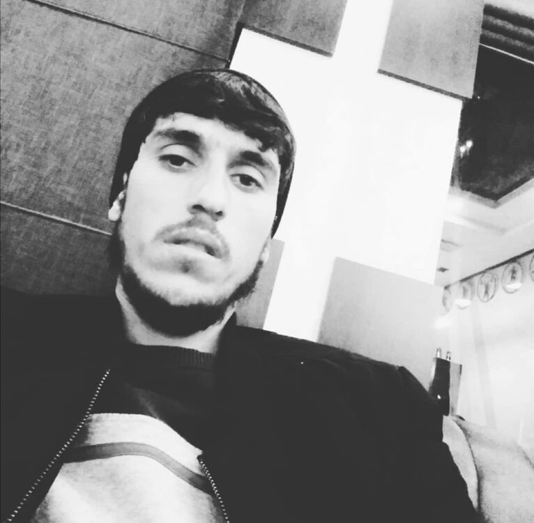  28396531  Ali, 27 ,    