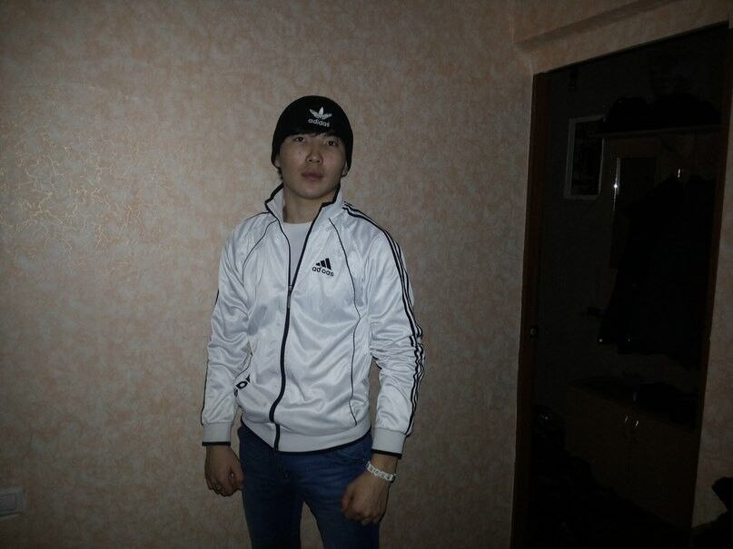  ,   Adik, 31 ,   ,   , c 