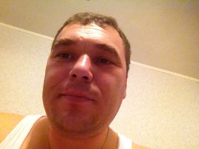  ,   Oleg, 47 ,  