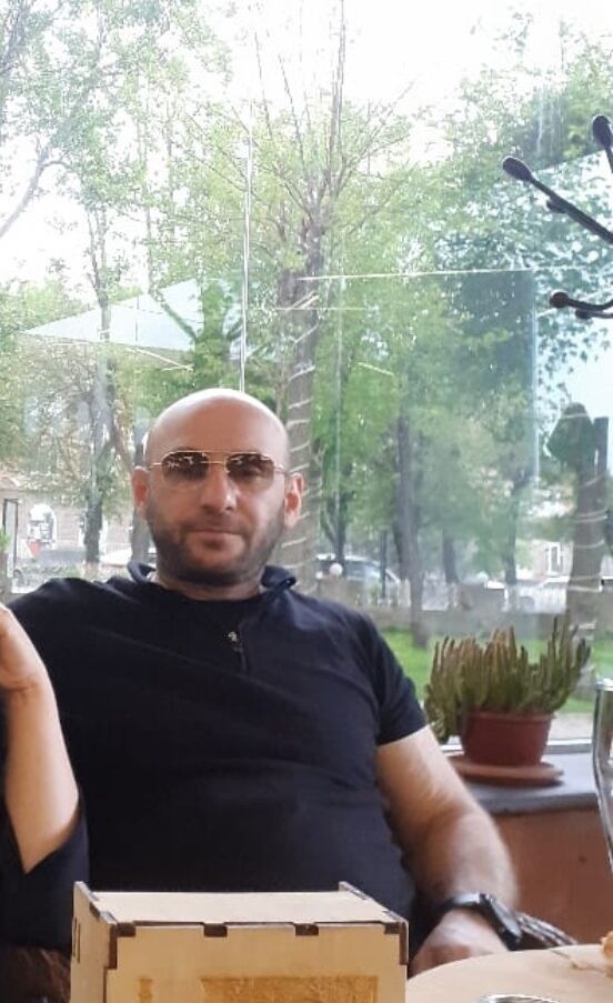 ���� 39648991 ������� Karen, 42 ����, ���� ���������� � �������