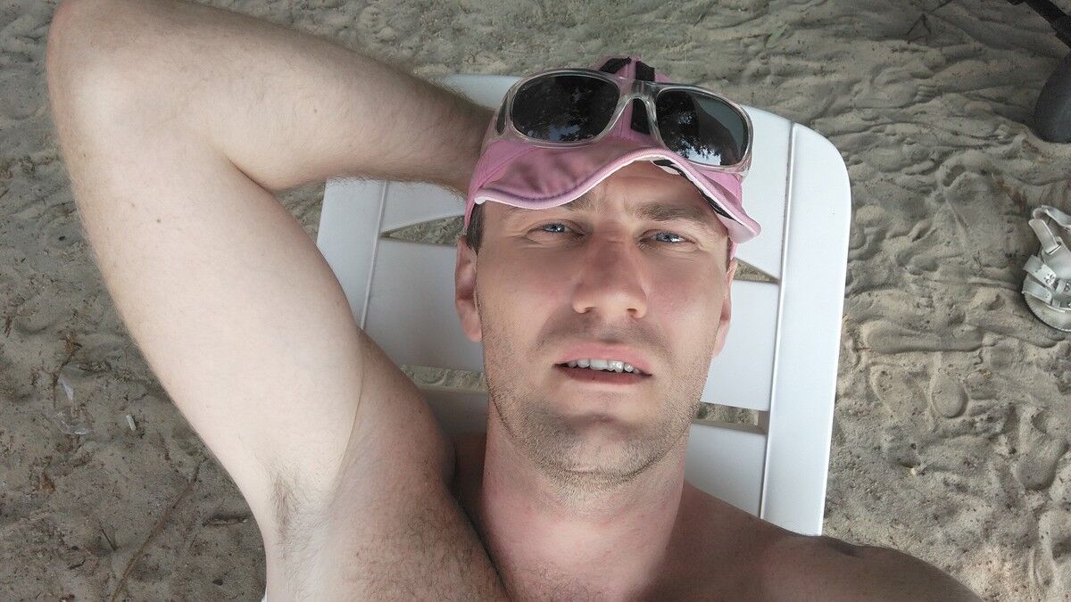  7773831  Dima, 41 ,    