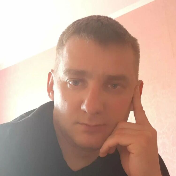  32853261  , 37 ,    