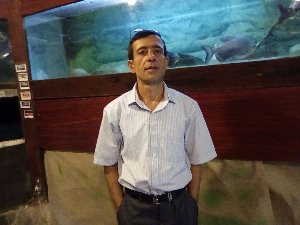  13107471  Elnur, 47 ,    