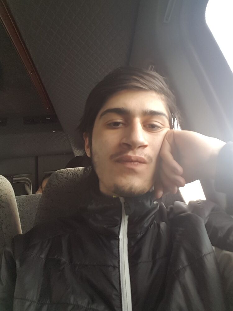 ,   Gio, 25 ,   ,   , c 