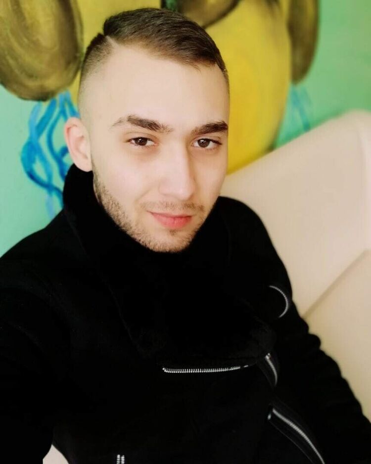 ,   Andrei, 27 ,   ,   , c 