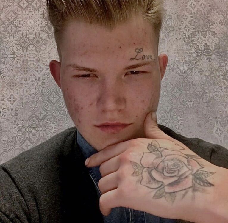 ���� 39957521 ����� Maxim, 25 ���, ���� ���������� � ������������