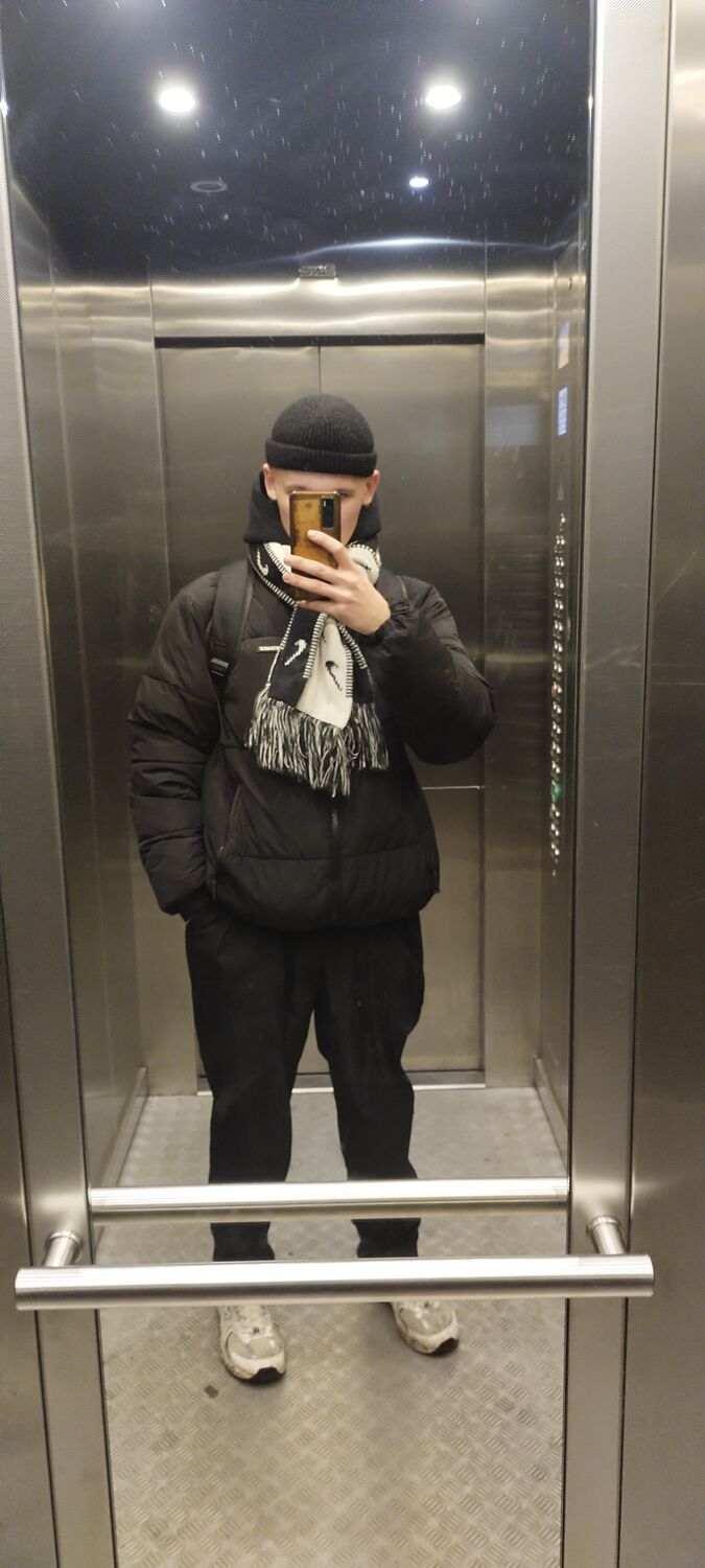  48898791  , 23 ,    -