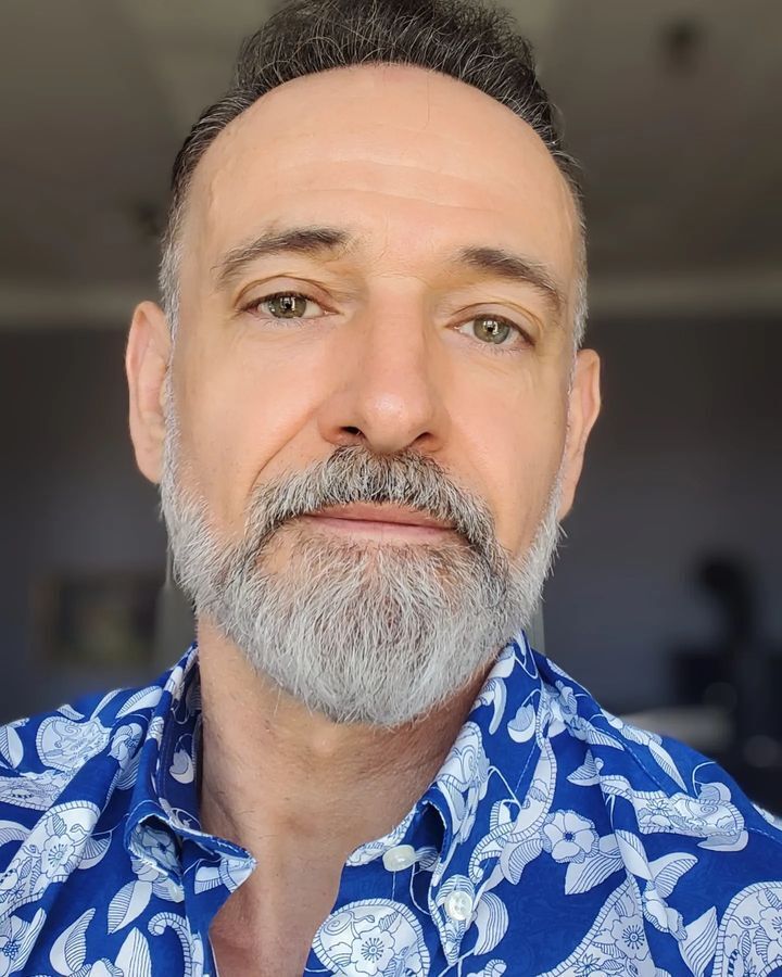  43900511  Jeffrey, 57 ,    Ashford