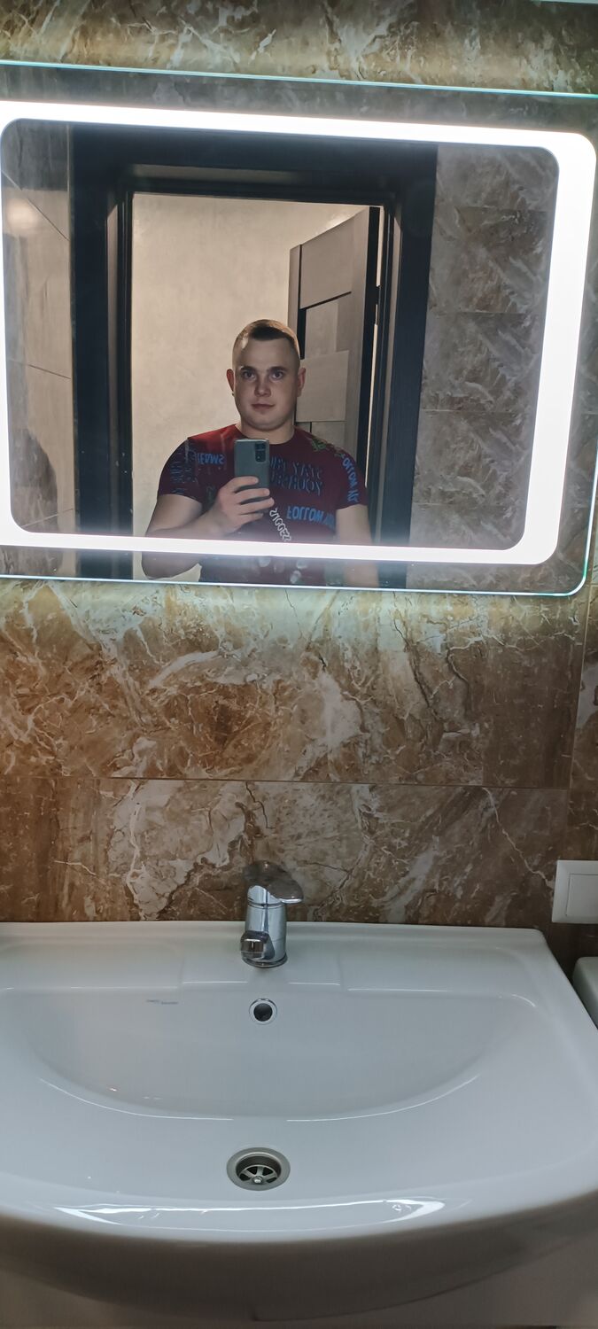  31816891  Vitalik, 29 ,    