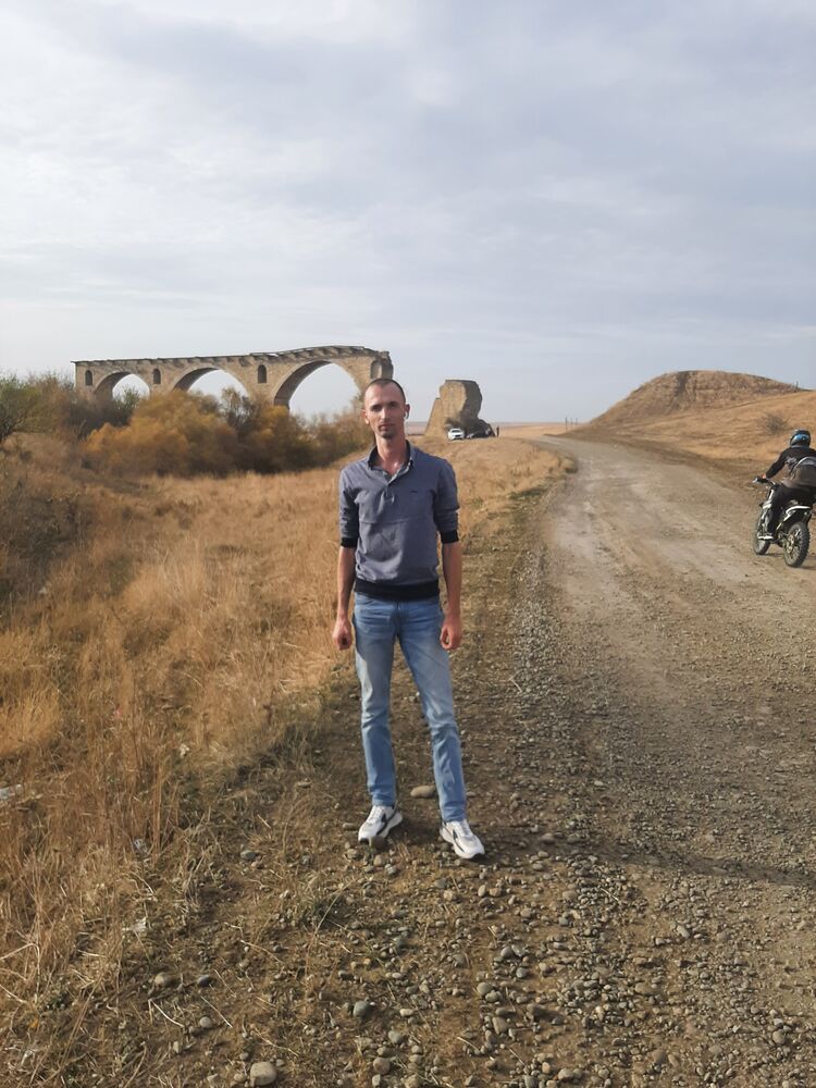  46406951  , 31 ,    