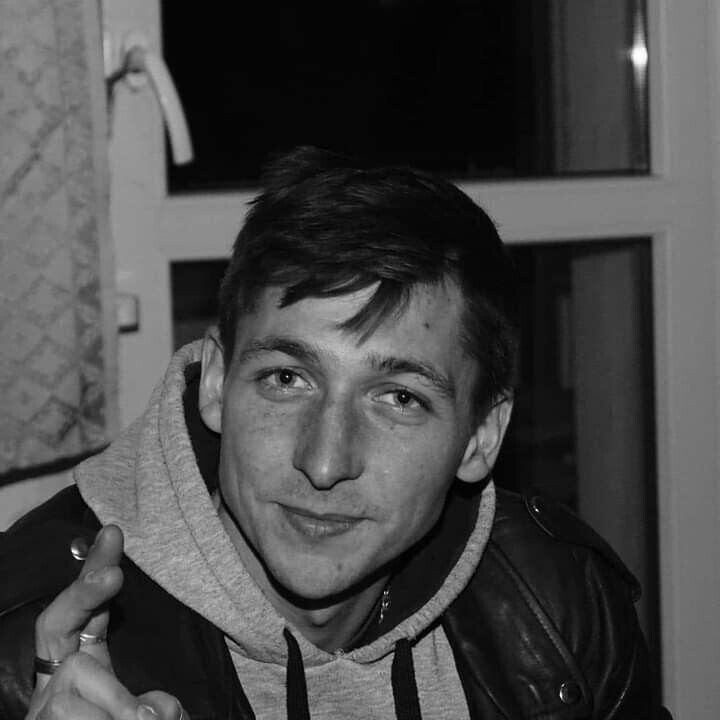  30163191  Nikolaj, 31 ,    