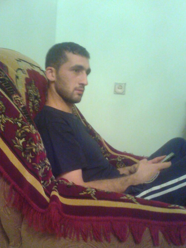  ,   Samir, 37 ,   