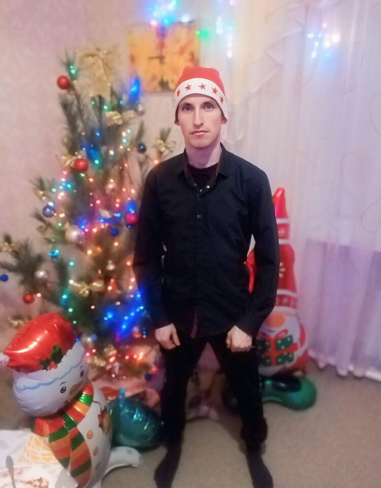  ,   Aleksandr, 28 ,   c , 