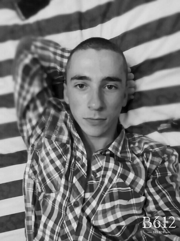  8751591  John, 29 ,    