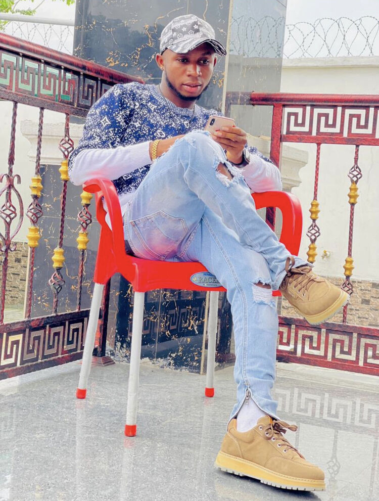  Umuahia,   Billionzx, 26 ,   ,   