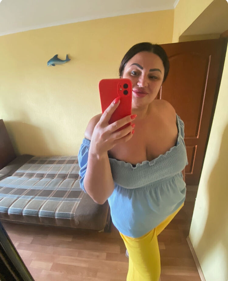  44842141  Alina, 29 ,    