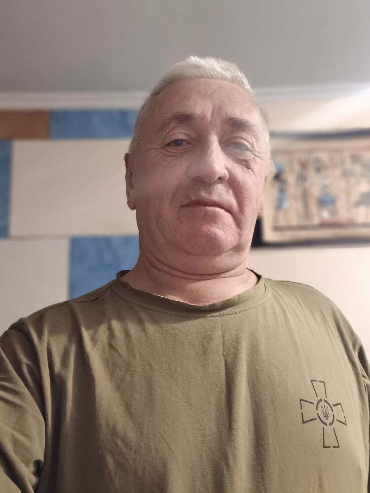  46310741  , 57 ,    