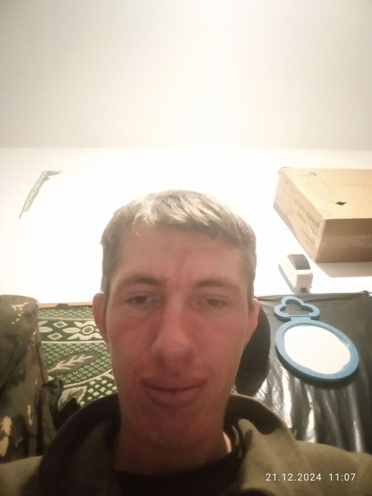  48379471  , 33 ,    
