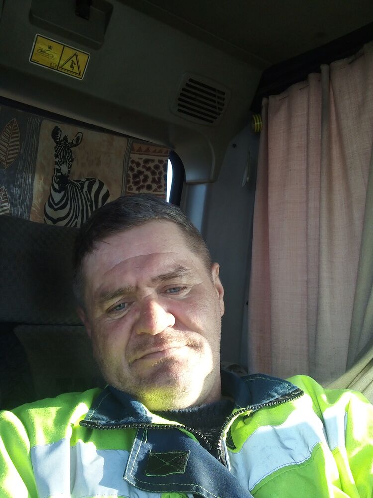 25530071  , 51 ,     