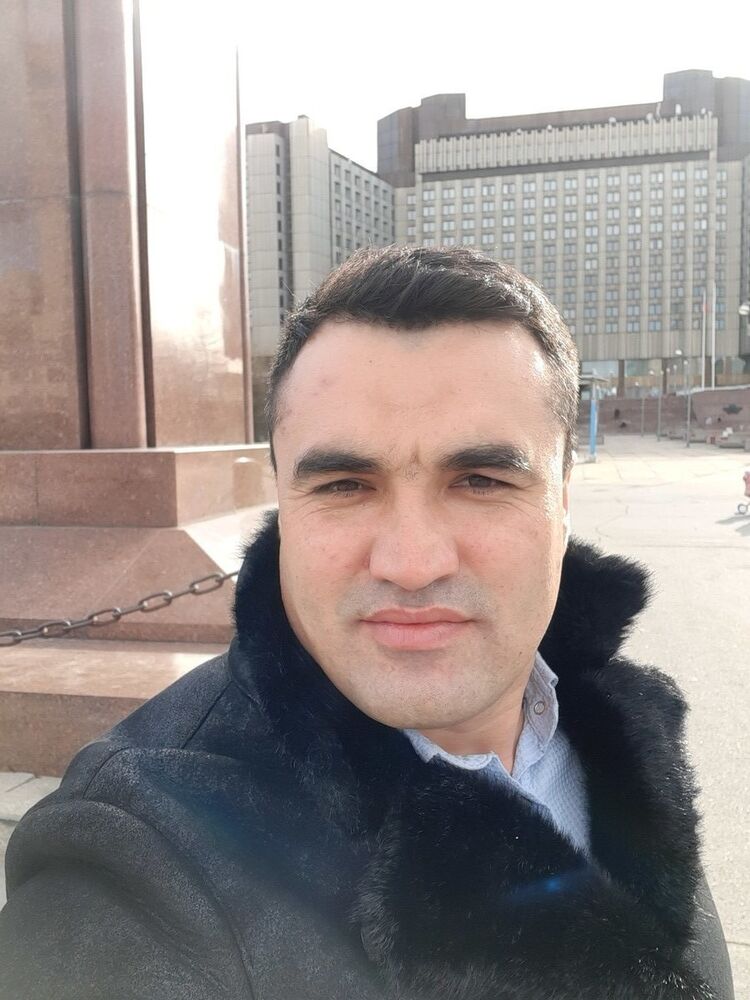  19838651  Zakhar, 39 ,    -