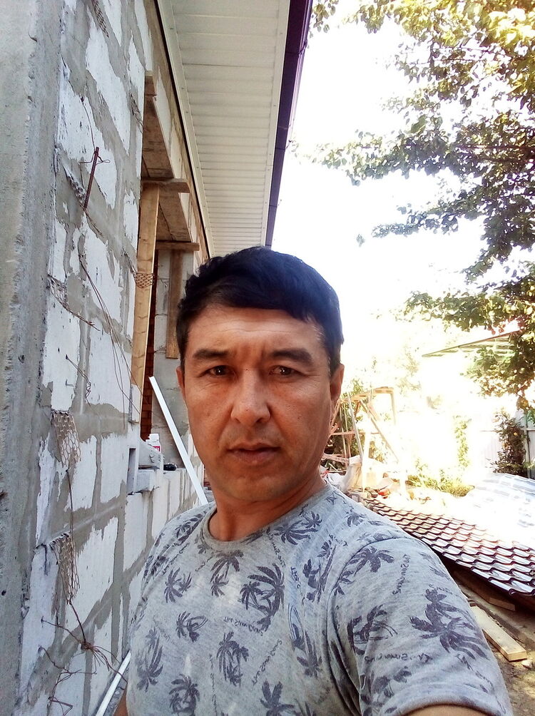  17714031  Shuhrat, 43 ,    
