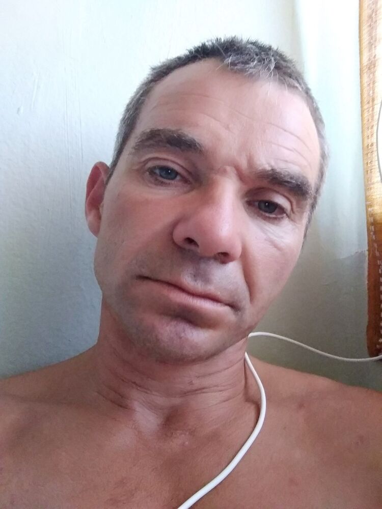  ,   Robert, 48 ,   ,   , c 