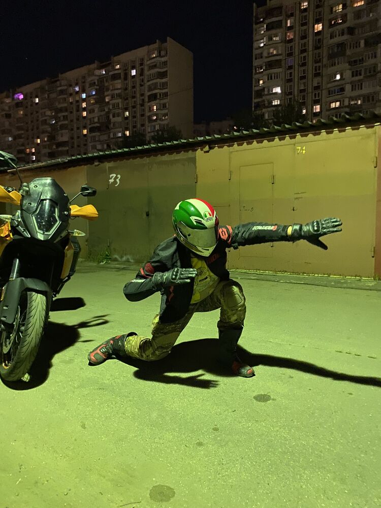  45826361  , 37 ,    