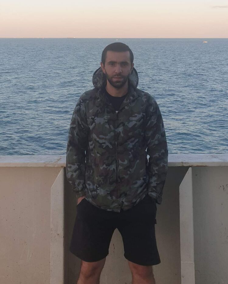 ���� 25470811 ������� GRUZIN, 33 ����, ���� ���������� � ������