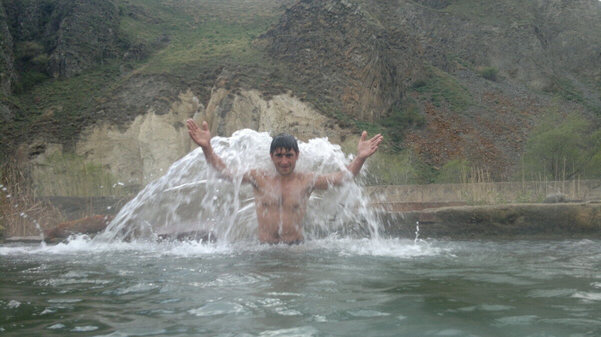  4307841  ARMEN, 35 ,    
