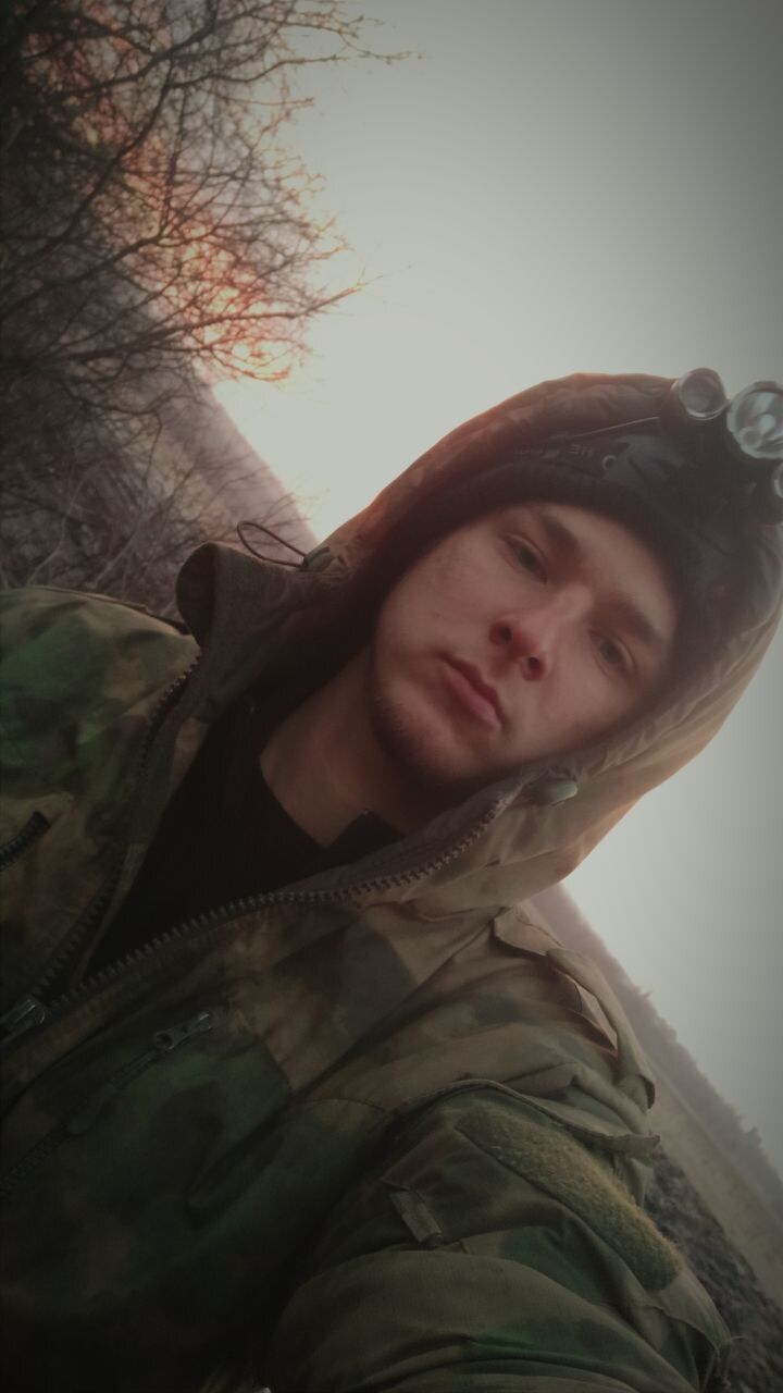  33658921  , 24 ,    