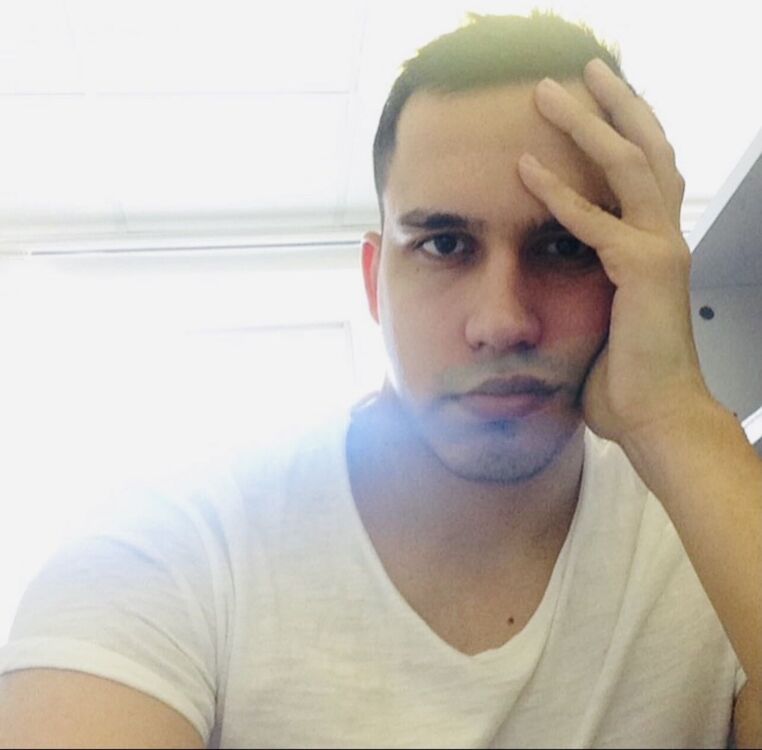  29275531  Evander, 28 ,    