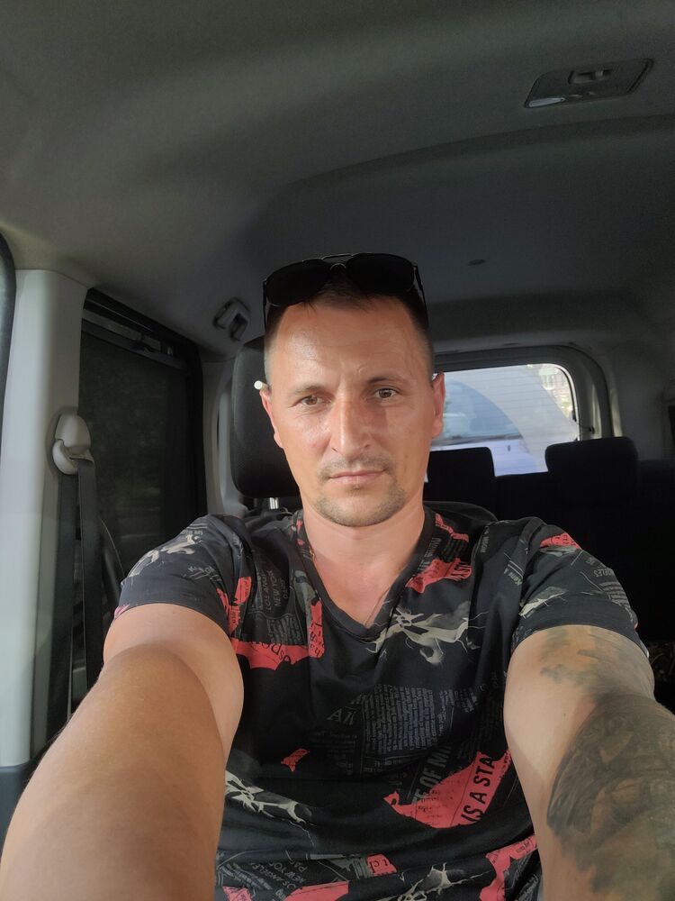  38987451  , 42 ,    