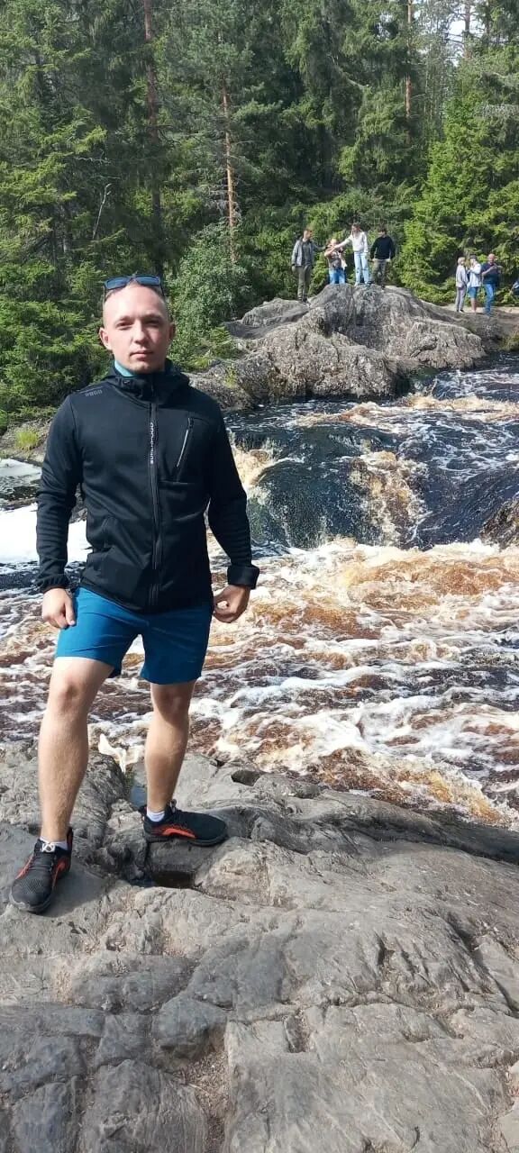  40433431  Maxim, 27 ,    