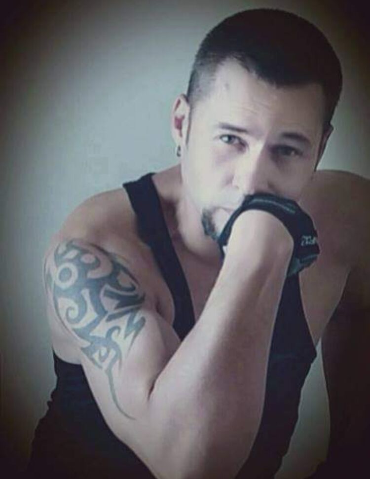 ,   Jurok, 44 ,   c 