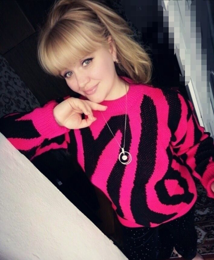  54005191  Olga, 42 ,    