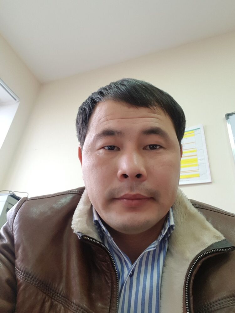  ,   Ergali, 38 ,  
