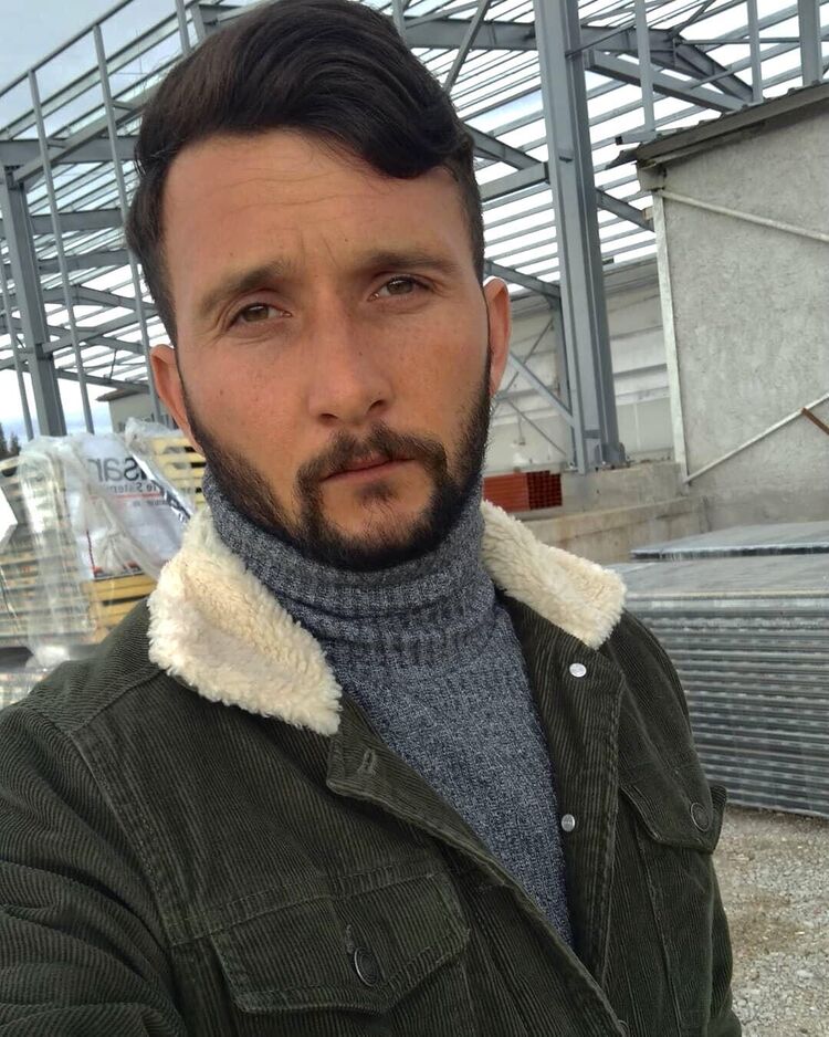  ,   Ugur, 32 ,   ,   