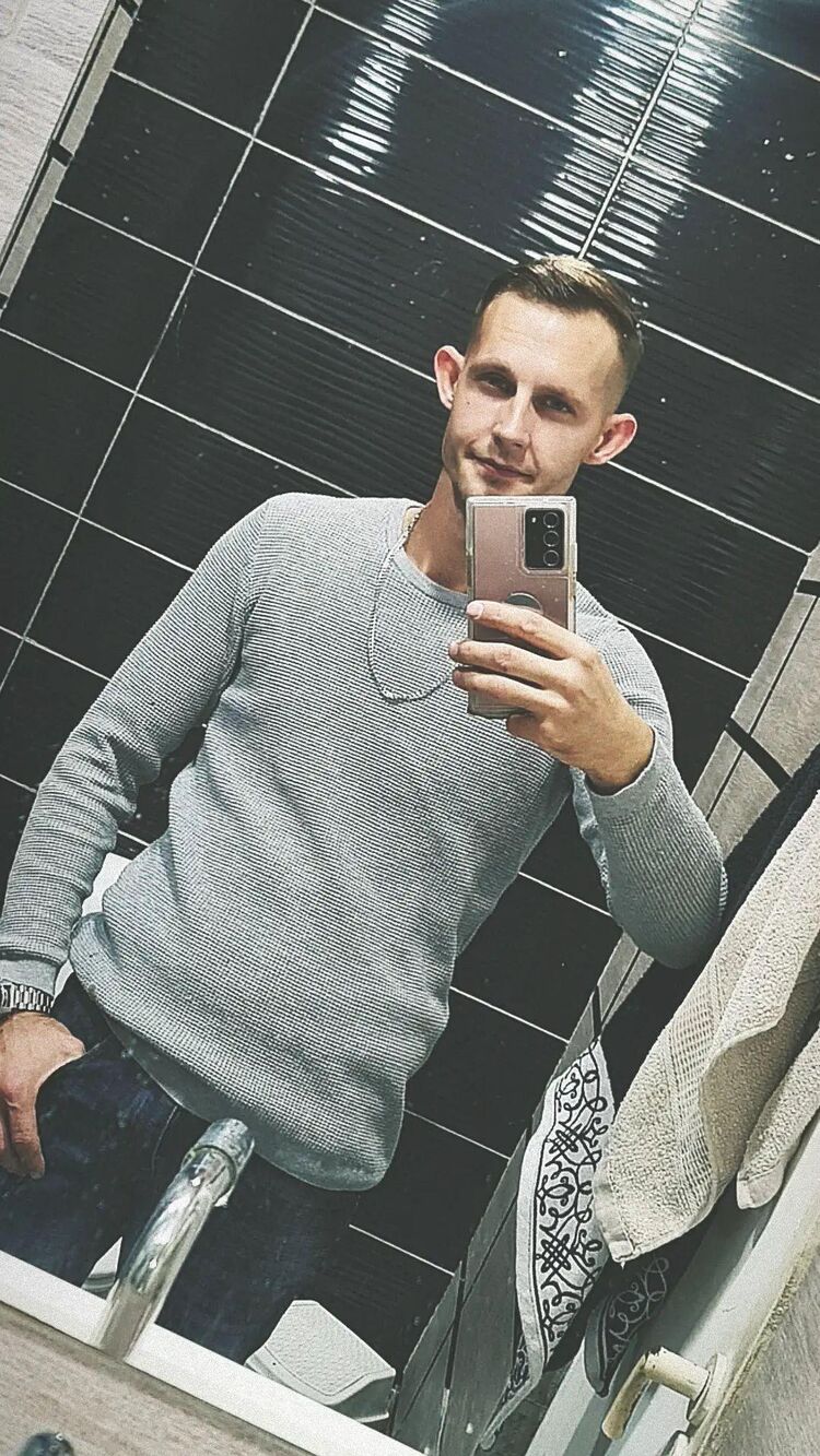  ,   Sergei, 31 ,   ,   