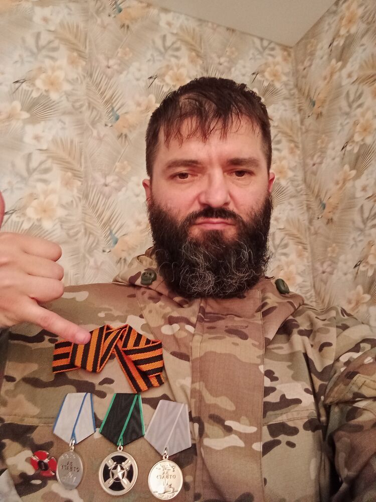  34544631  , 47 ,    