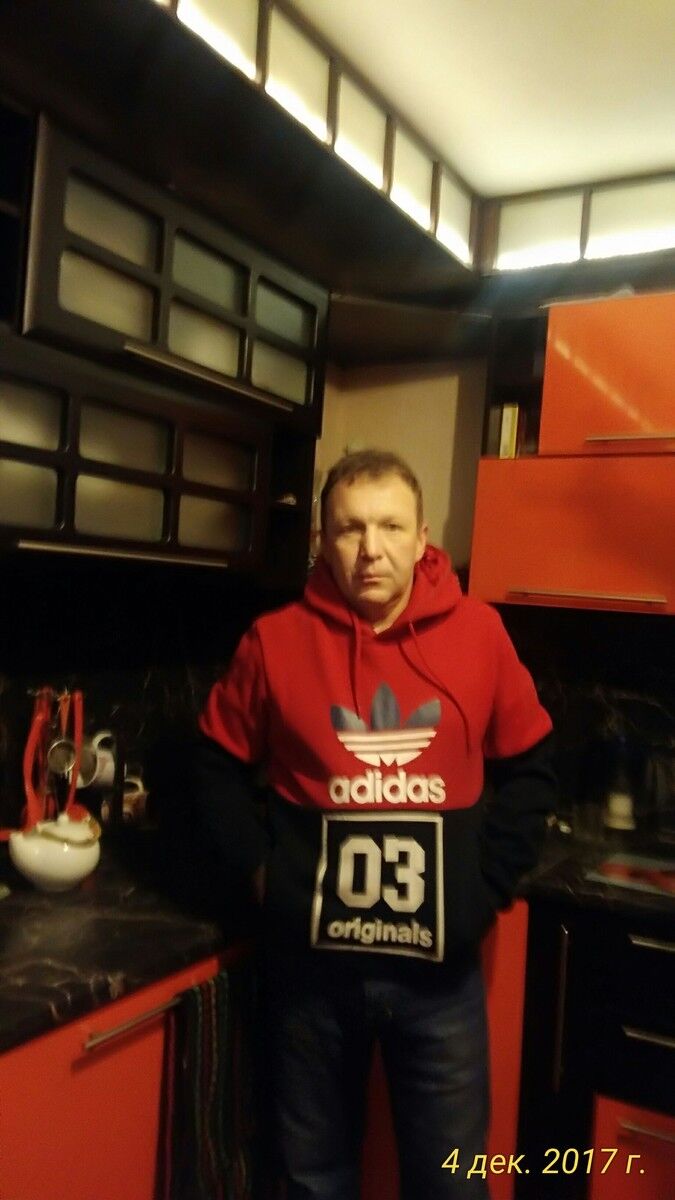  ,   Oleg, 48 ,   