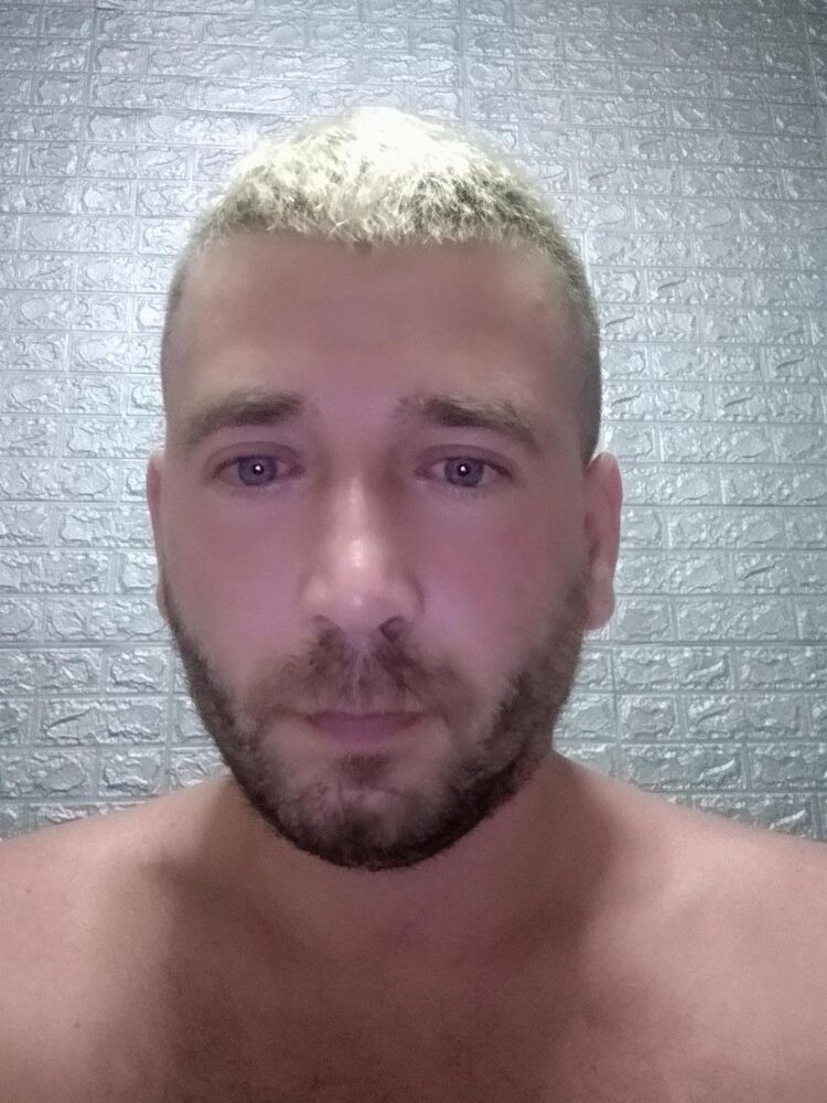  25885761  , 32 ,    Holon