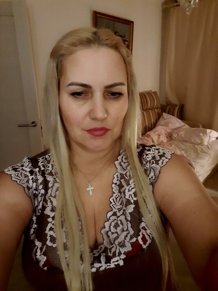  54793721  ANNA, 49 ,    