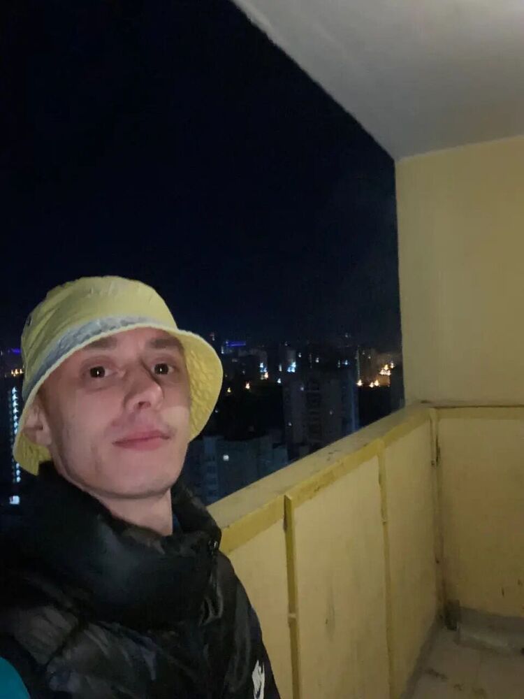  48362041  , 33 ,    