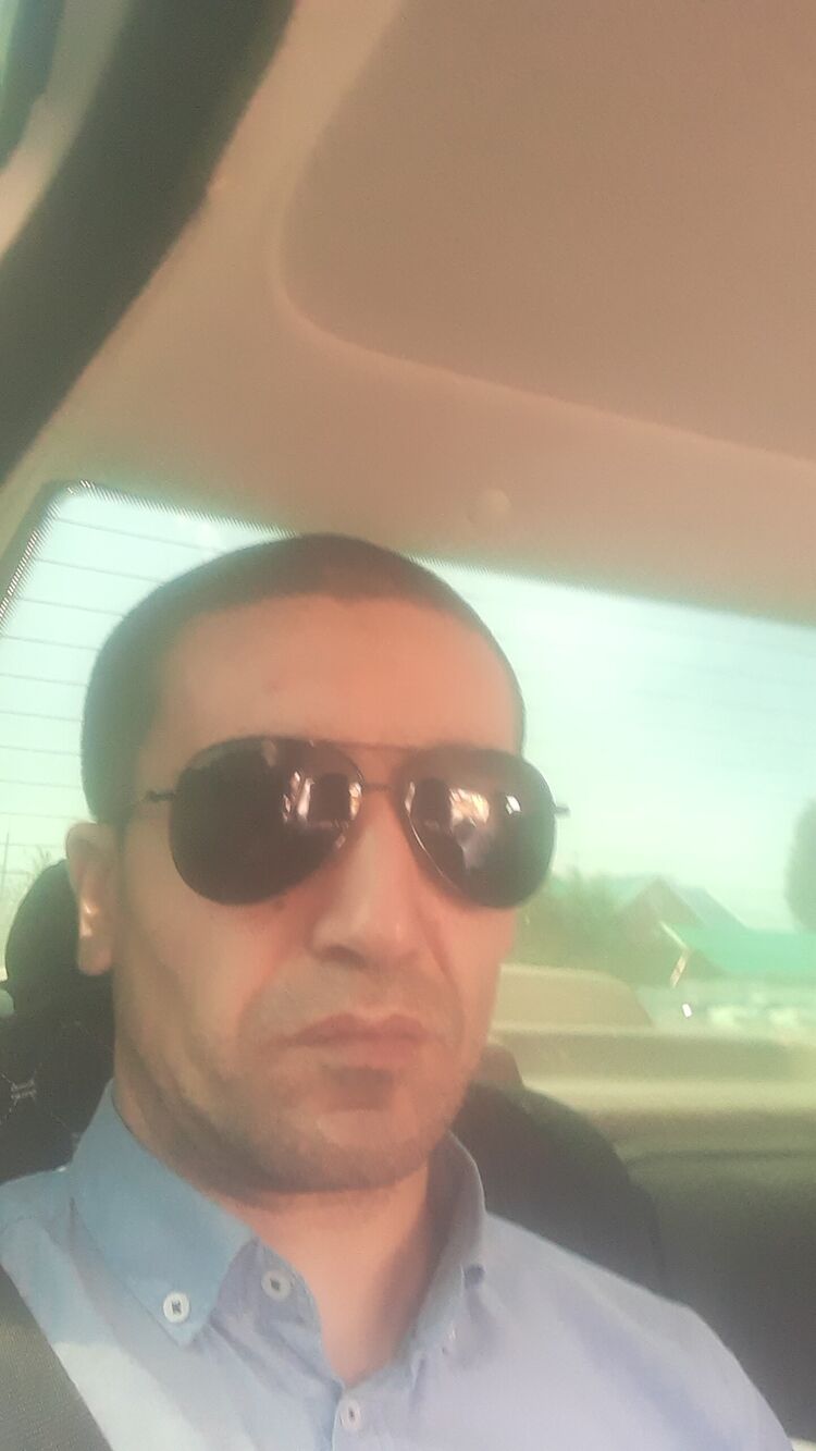  52391541  Hayko, 41 ,     