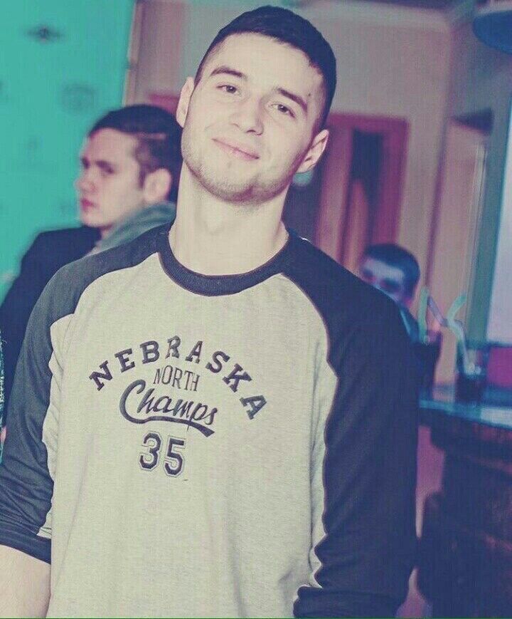  18706411  Tomas cernik, 29 ,    