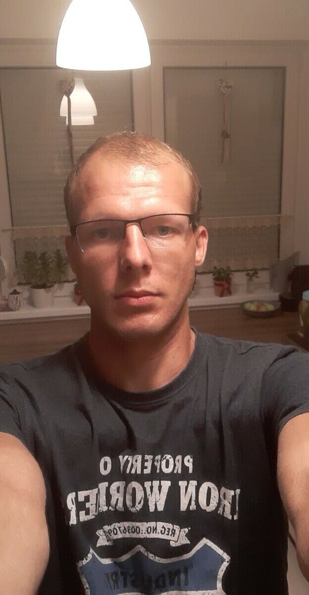  20627431  Dawid Urban, 31 ,    Grodzisk Wielkopolski