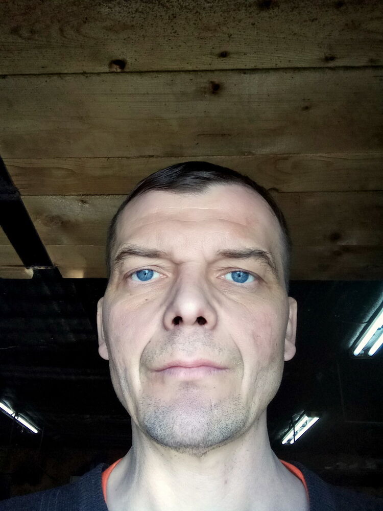  11916381  , 49 ,    