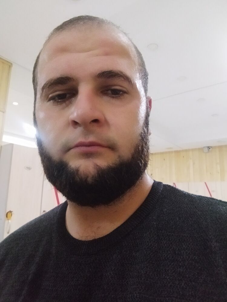  ,   Rasul, 37 ,   ,   
