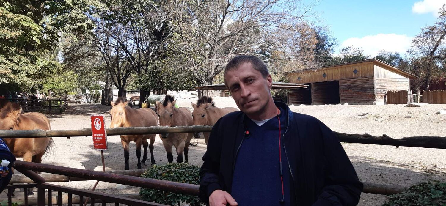  ,   Ad, 44 ,   