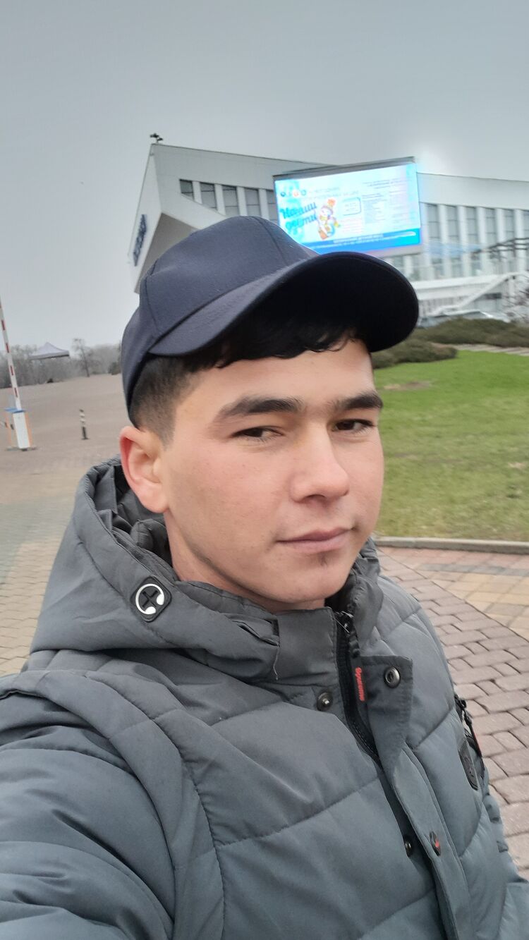  49438581  , 27 ,    